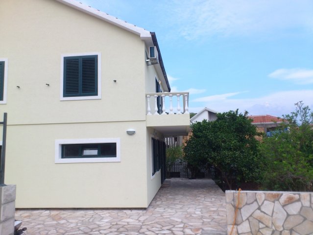 Vila Djenovići