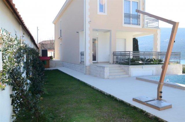 Vila Genadi