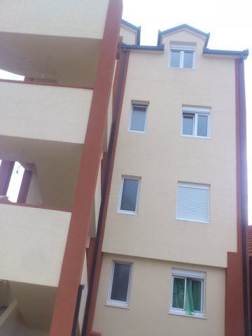 Zgrada u Bijeloj