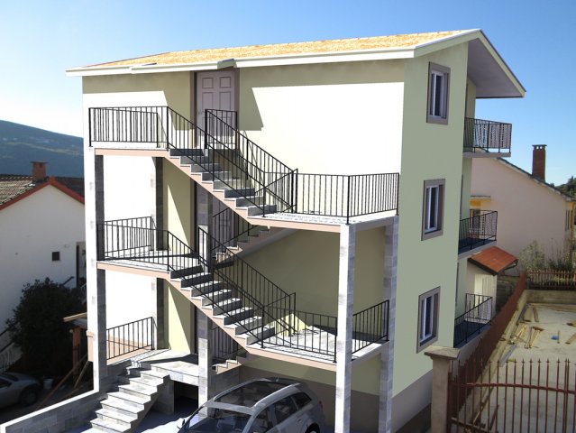 Kuća u Đenovićima